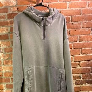 Zanerobe grey hoodie
Size L